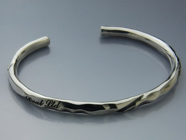 HAMMERD LINE BANGLE