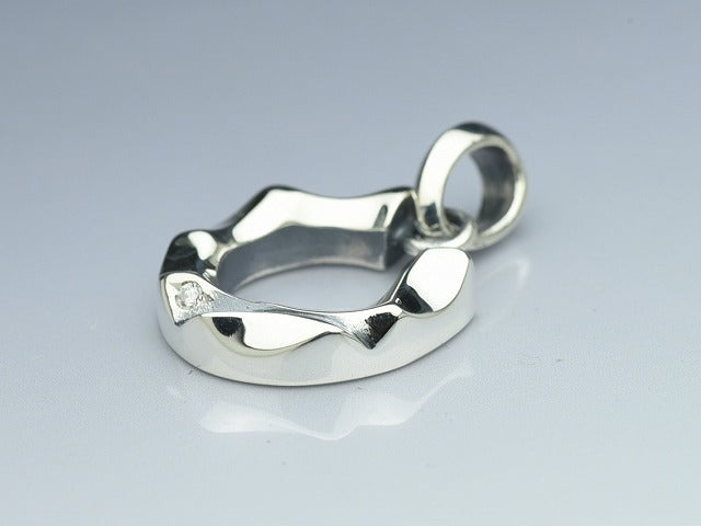 SILK CUT HORSE SHOE LARGE