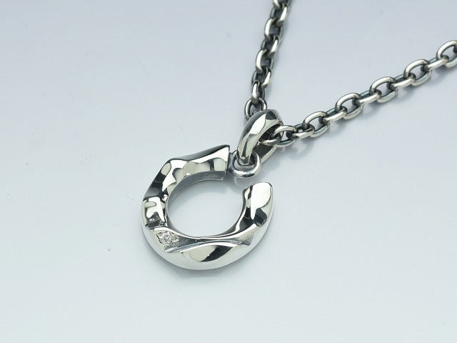 SILK CUT HORSE SHOE LARGE