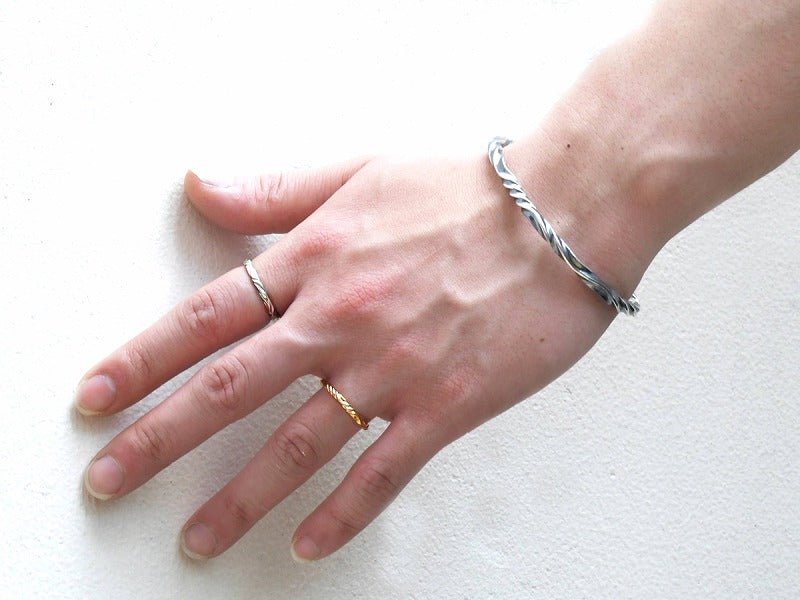 REVERSE TWIST RING 2mm(K10)