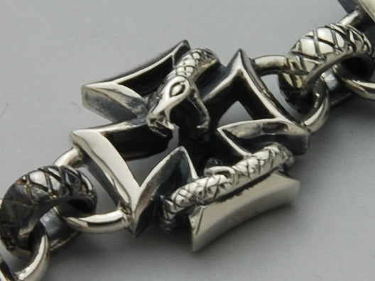 スネイキッドロウズブレス