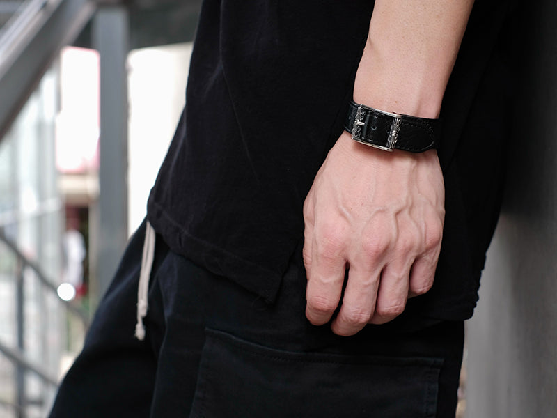 ダブルゲートバックルブレス