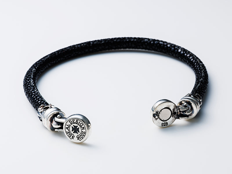 スティングレイコードブレス