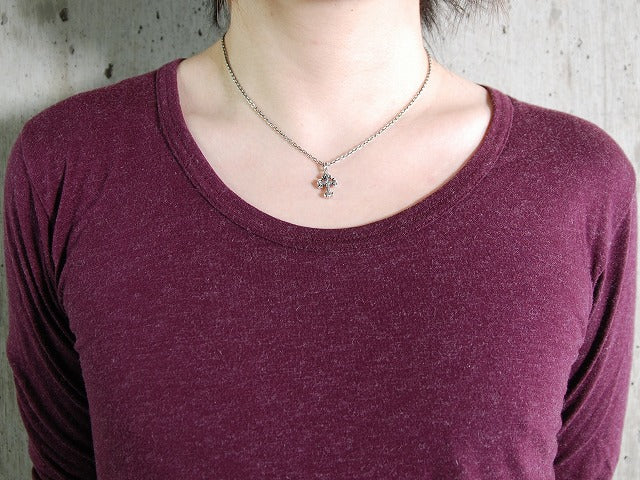 タイニーリリークロス