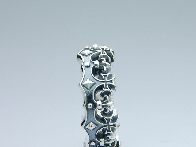 クラウンセメタリーリング