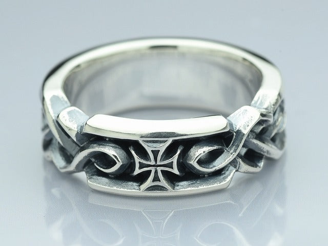ケルトチェーンリング with cross