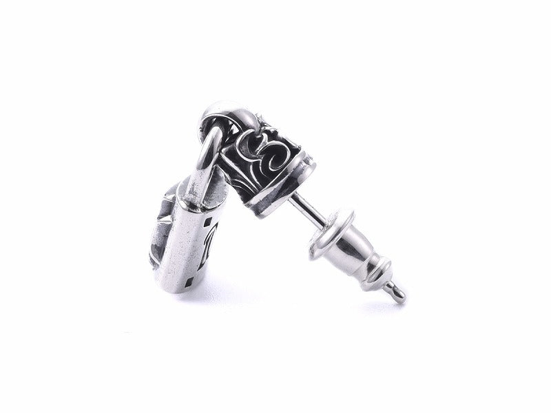 パドロックスタッズ