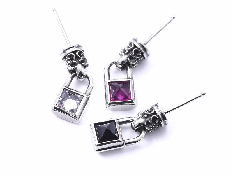 パドロックスタッズ with stone