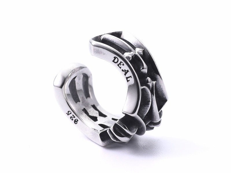 クラブクロスイヤカフ