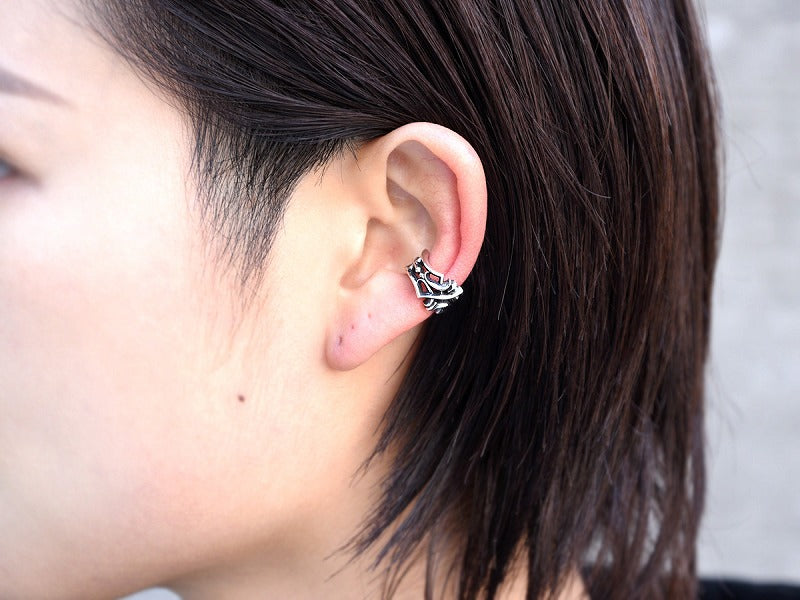 クラブクロスイヤカフ