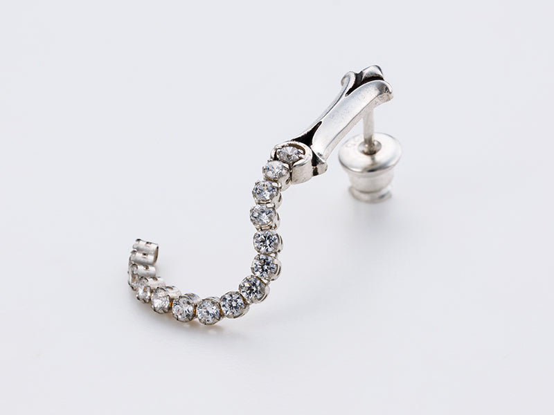 ギャラクシーチェーン:リリーピースピアス