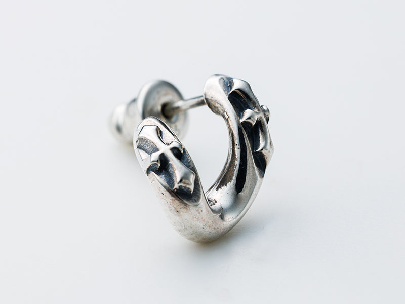 チェーンピースピアス