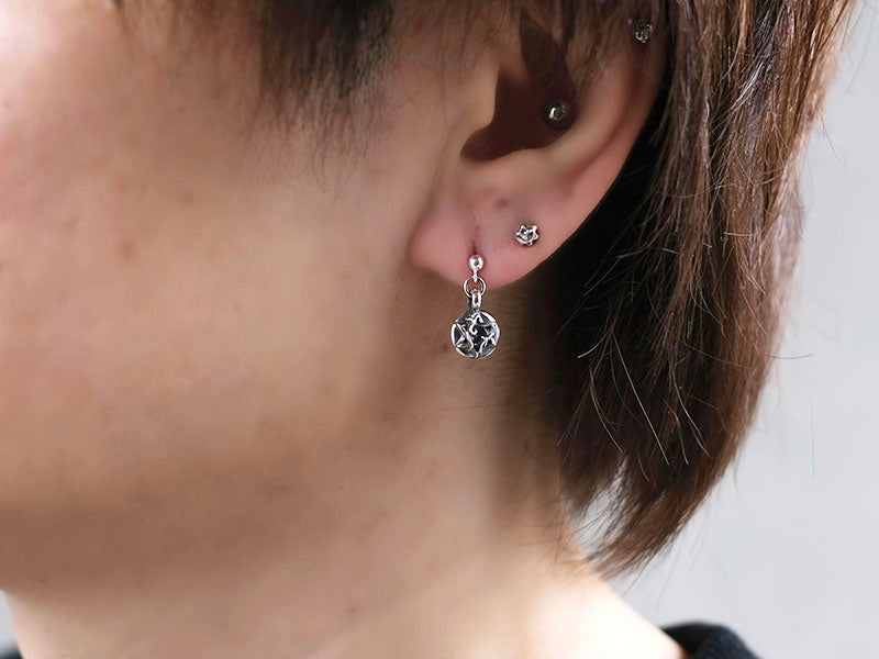 ボールドロップピアス:マルチ