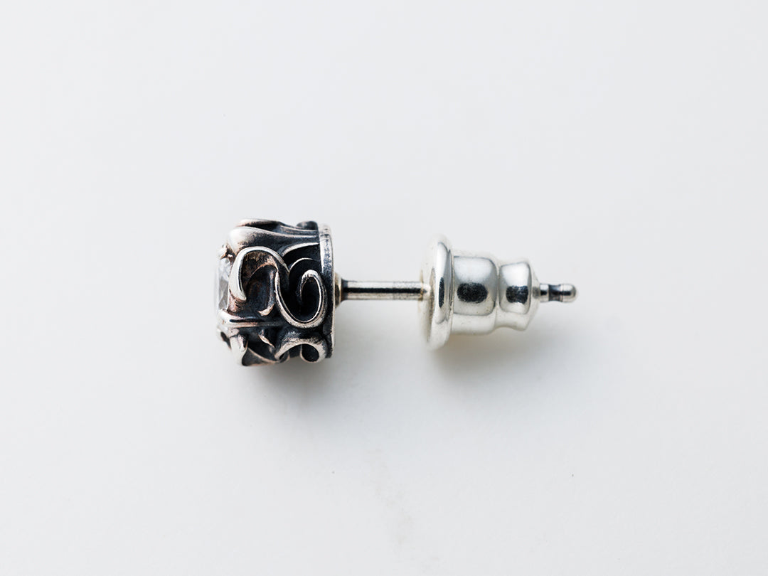 ストーンゲートピアス