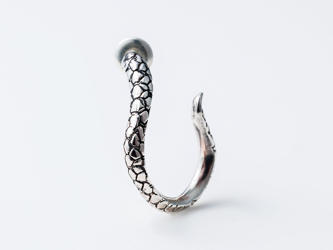 スネークテイルピアス:Type-B