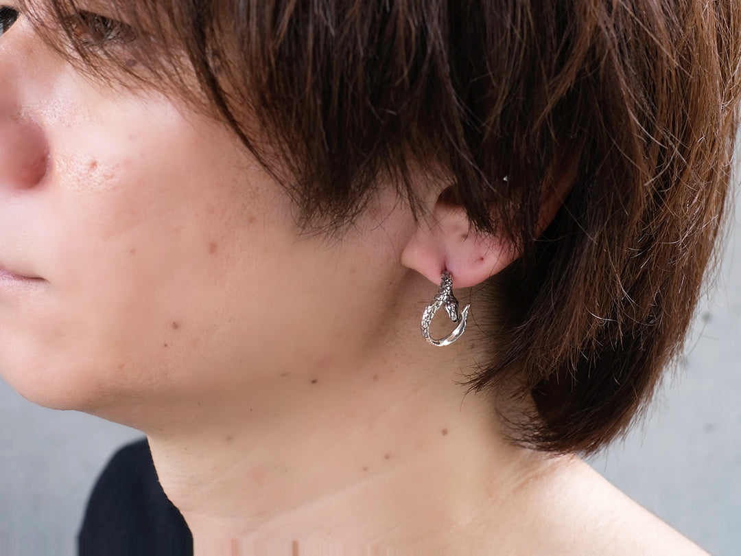スネークテイルピアス:Type-B