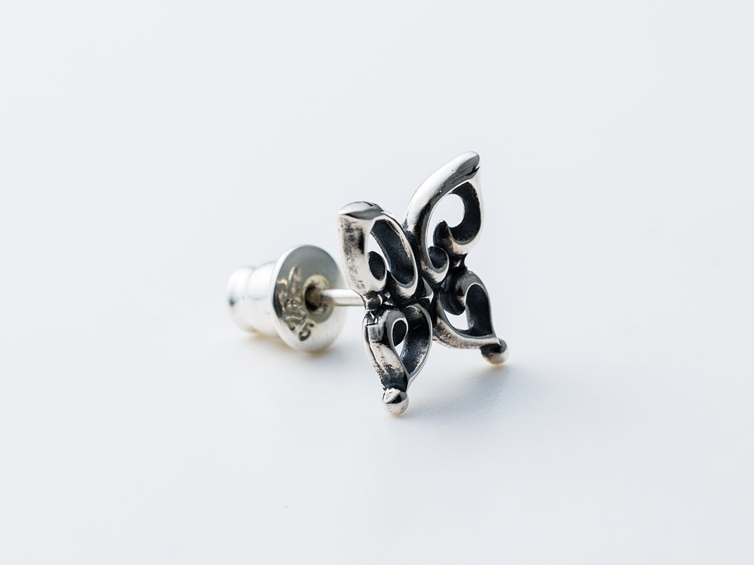 マジカルバタフライピアス