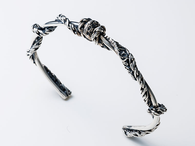 スクロールロープバングル