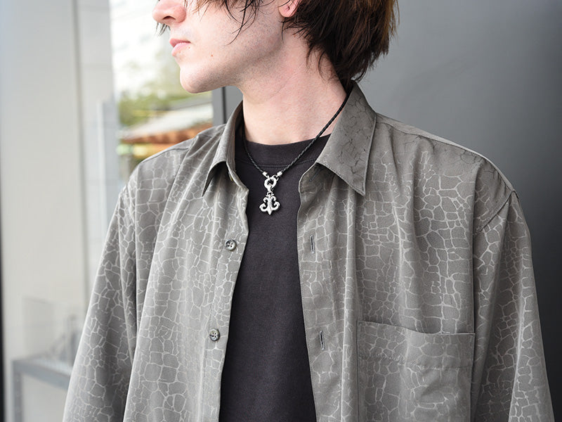 フリーダムチョーカー