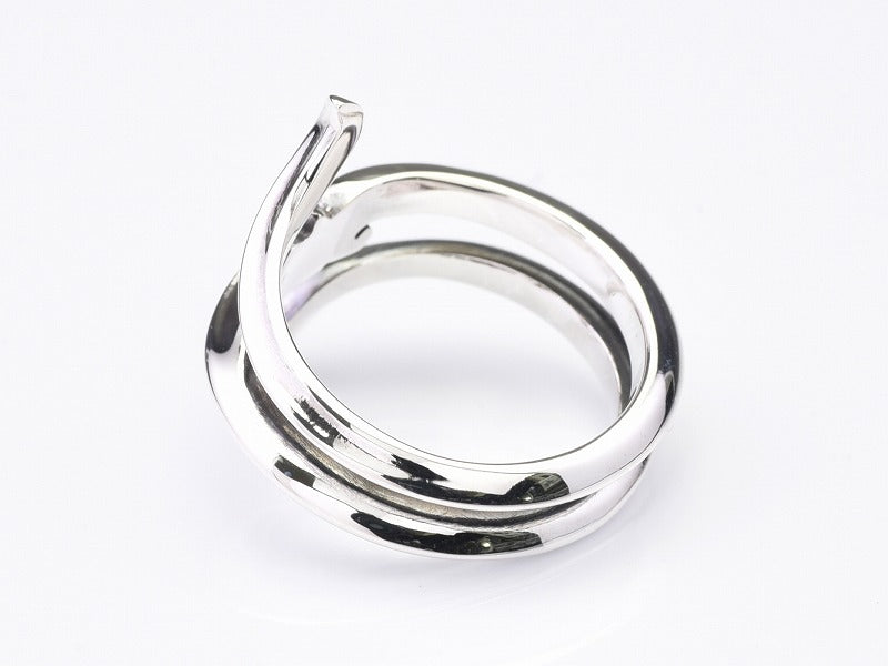 スパイラルウェーブリング