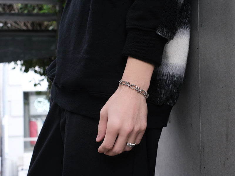 スラッシュリリーブレス