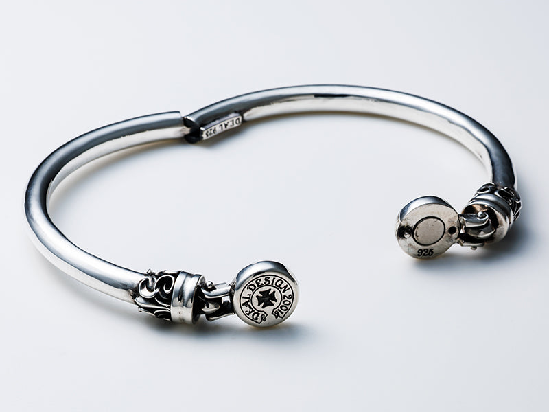 シールロゴカフブレス