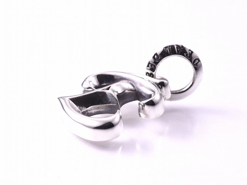 グレイスイニシャルペンダント "E"