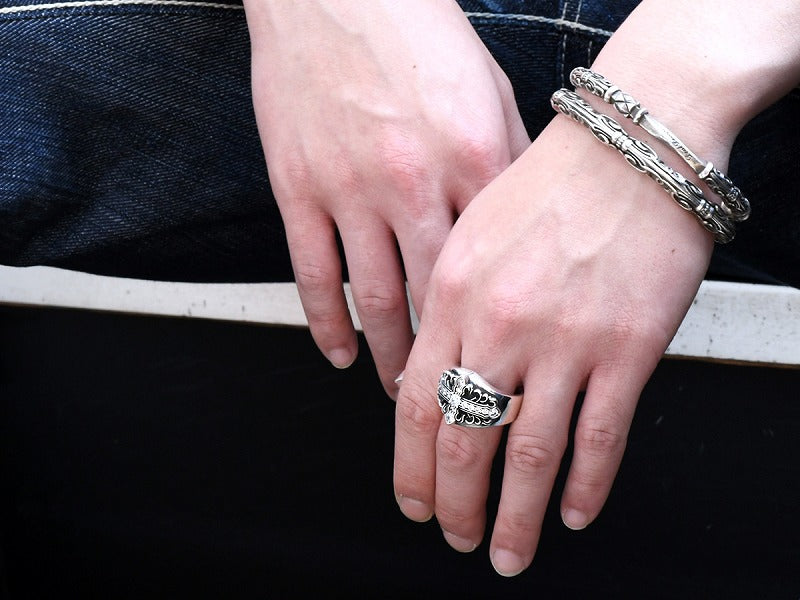 グレアクロスリング