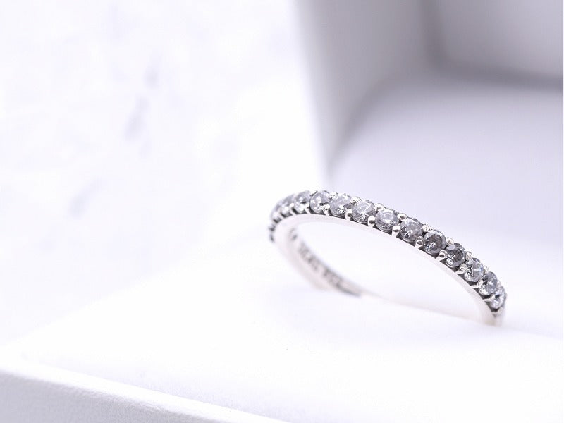 ハーフエタニティリング