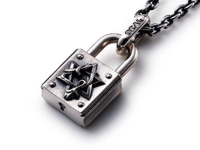 ボトムクロスパドロック