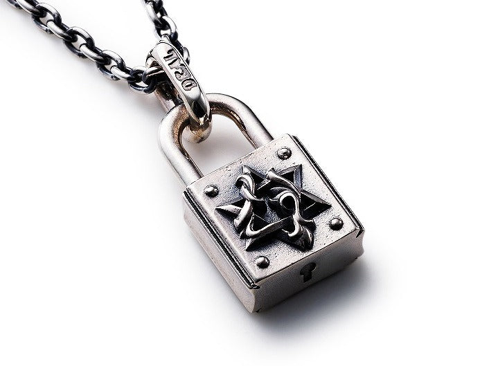 ボトムクロスパドロック