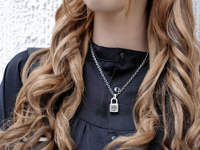 ボトムクロスパドロック