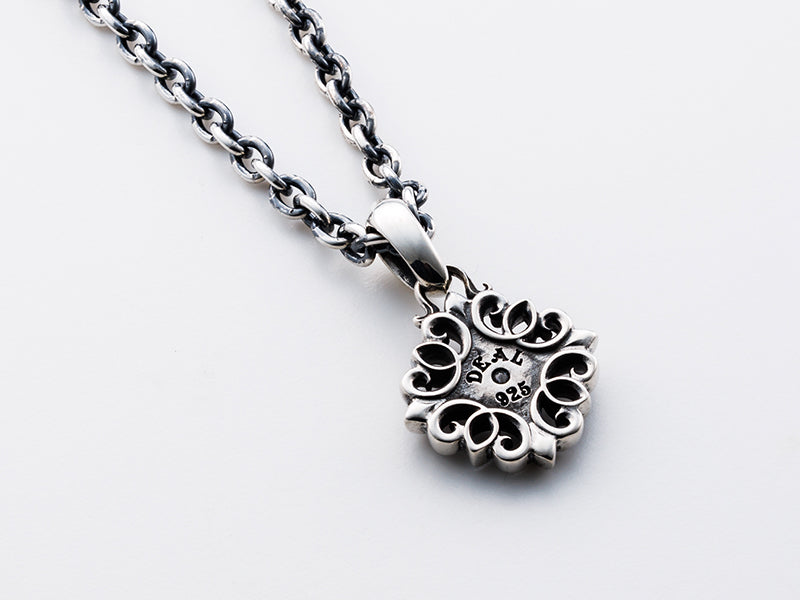 リバティフローラルクロス