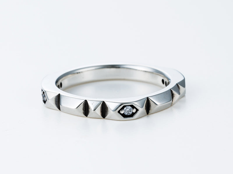 ステップスタッズリング