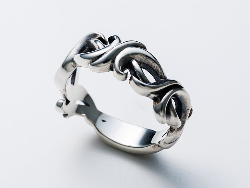 スラッシュワイヤーリング