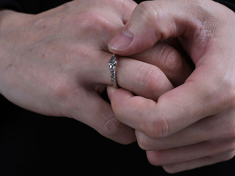 エタニティスネークリング