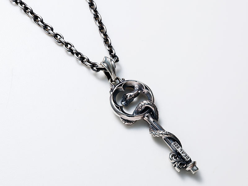 スネークロールキートップ