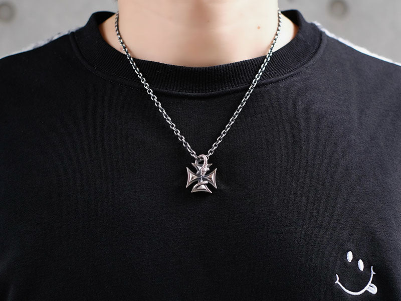 スネークロールアイアンクロス