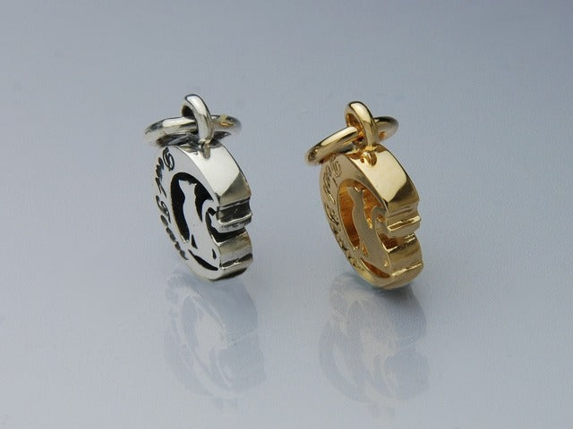 キャットムーンチャーム