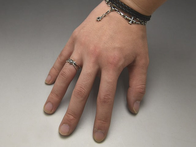 セーフティーピンリング:ローズ