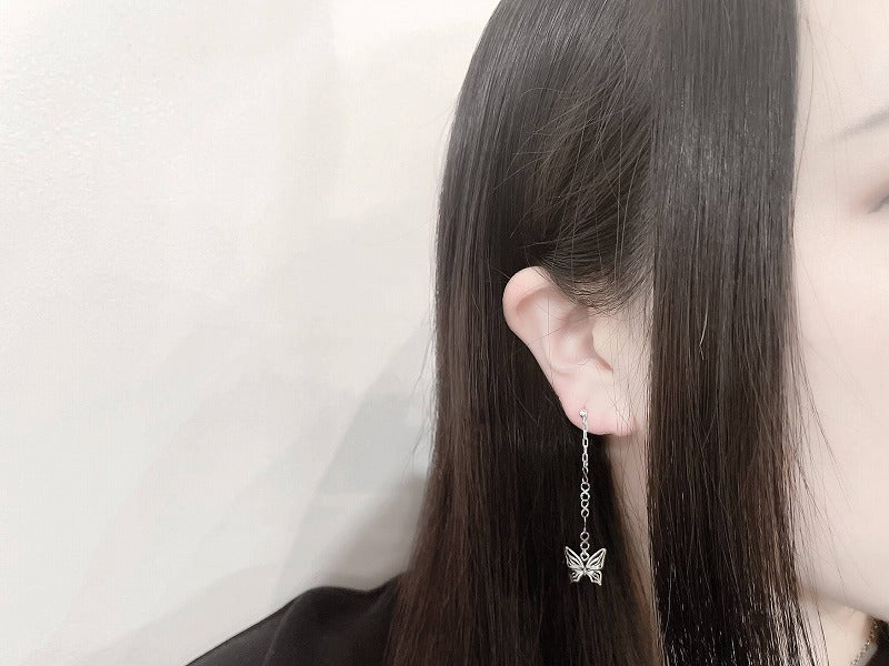 フリックバタフライピアス