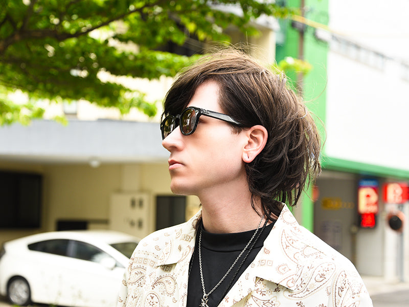 サングラス:TENDER