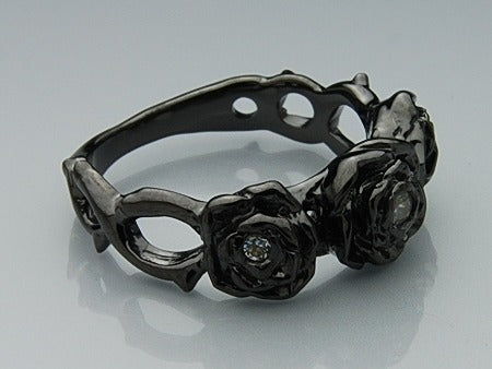 トリプルローズ