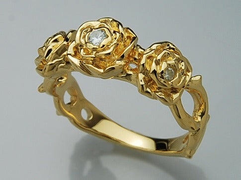 トリプルローズ