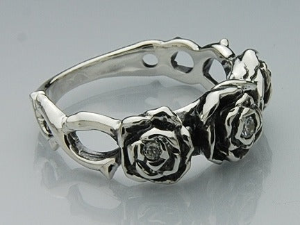 トリプルローズ