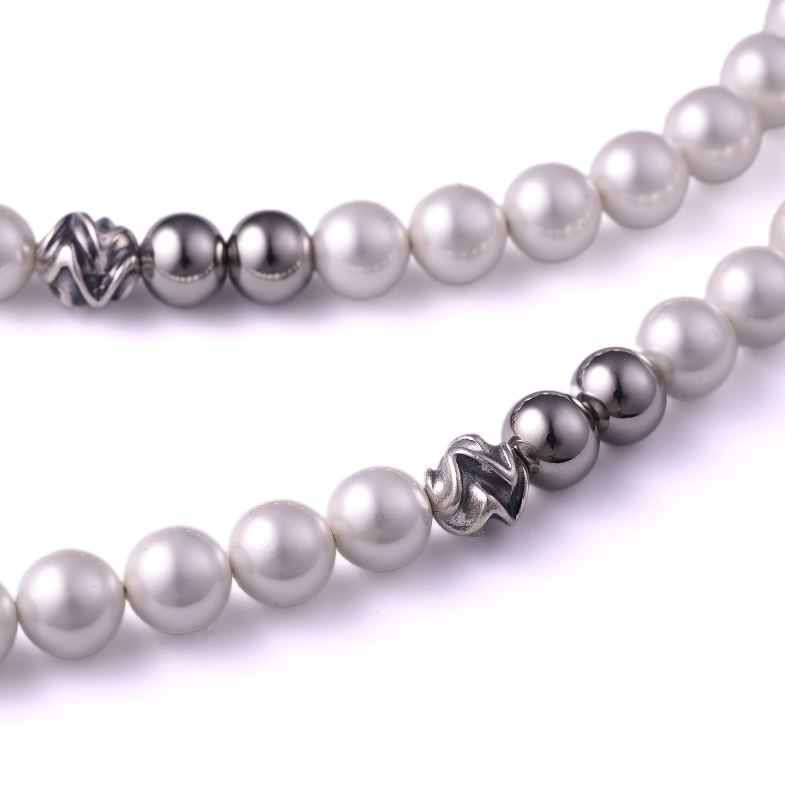 RT:PEARL NECKLACE