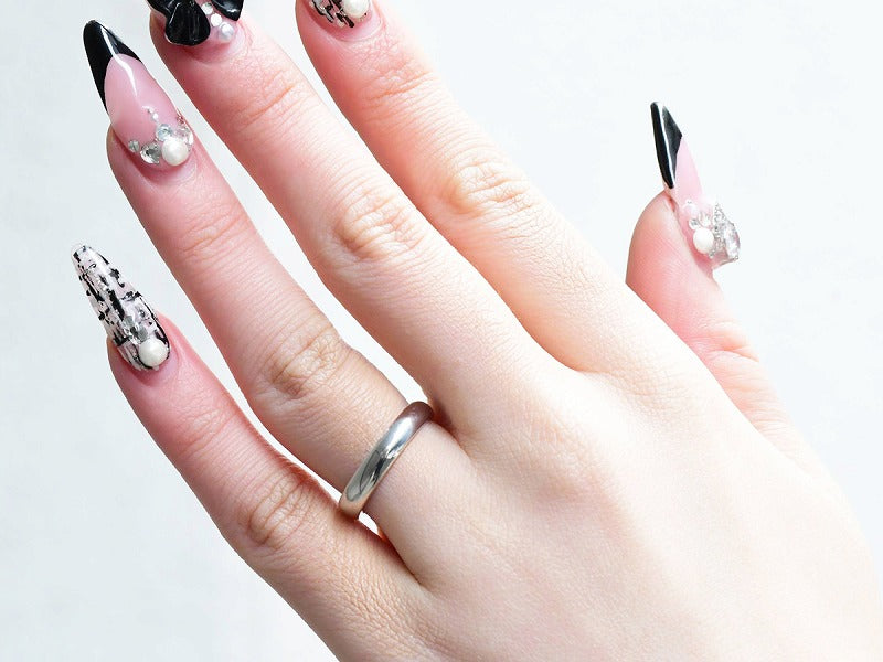 ARC LINE RING 4mm(Pt900)