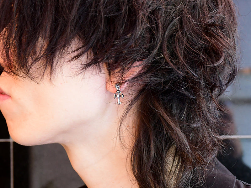スカルドロップピアス：GL