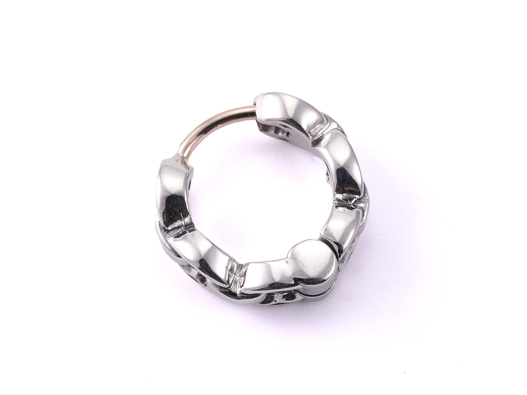 ファングチェーンフープ