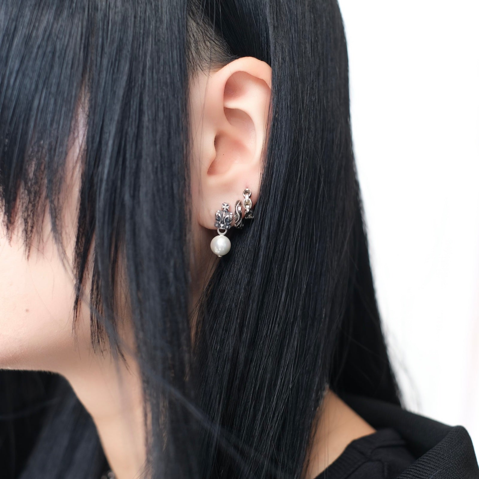 クラウンドロップピアス：SB